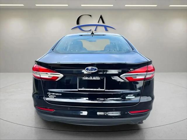2020 Ford Fusion SE