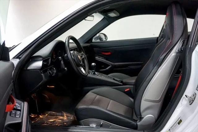 2018 Porsche 911 Carrera T