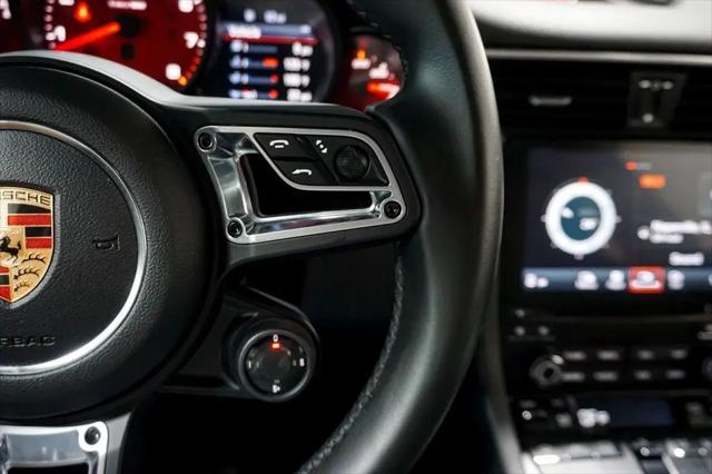 2018 Porsche 911 Carrera T