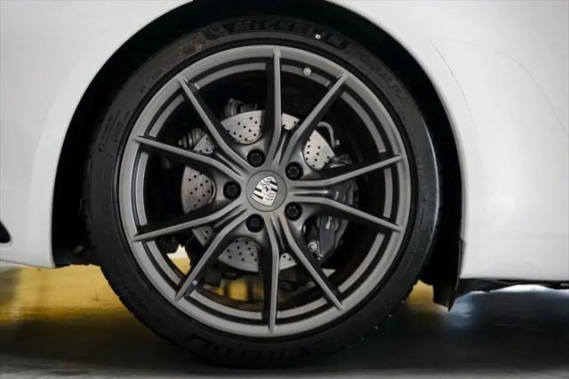 2018 Porsche 911 Carrera T
