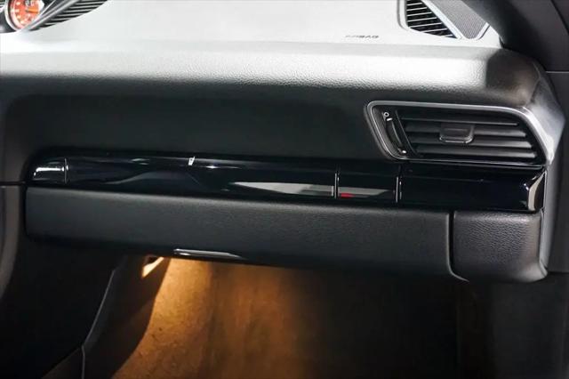 2018 Porsche 911 Carrera T