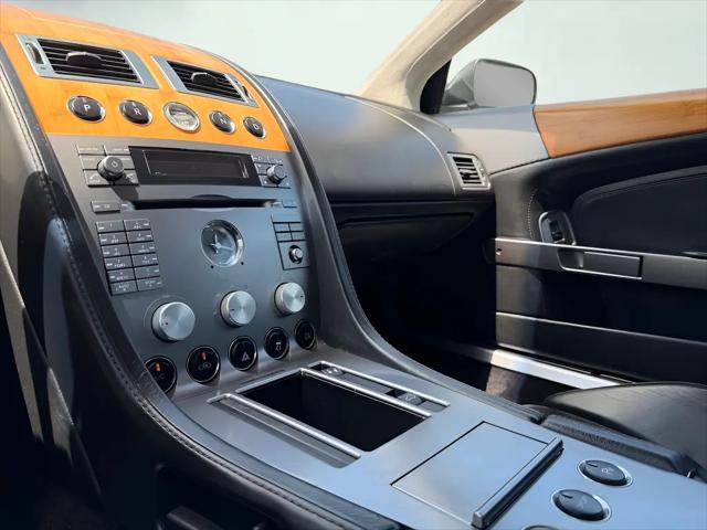 2006 Aston Martin DB9 Volante