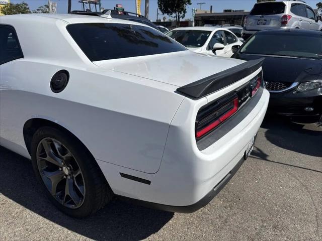 2015 Dodge Challenger SXT Plus