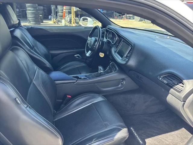 2015 Dodge Challenger SXT Plus