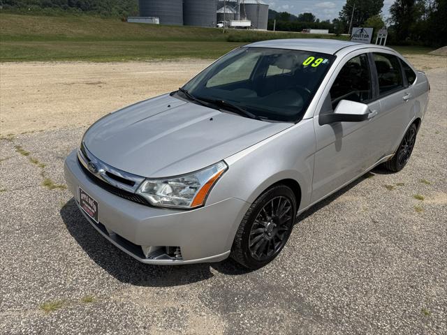 2009 Ford Focus SES for sale in La Crescent, MN