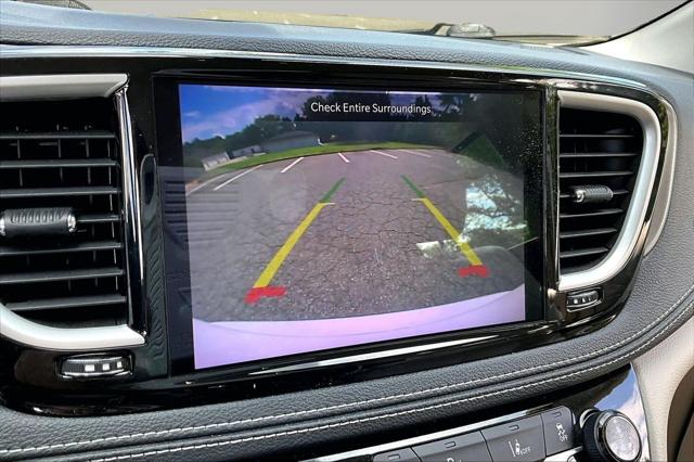 2021 Chrysler Pacifica Touring L