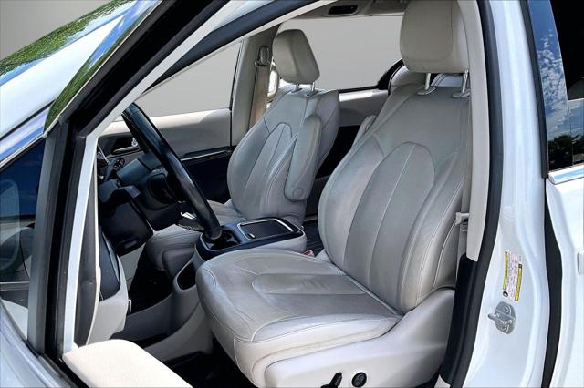 2021 Chrysler Pacifica Touring L