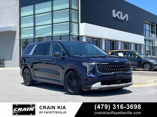 2025 Kia Carnival MPV LXS for sale in Fayetteville, AZ