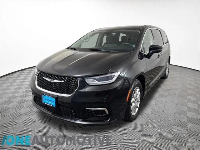 2023 Chrysler Pacifica Touring L for sale in Chippewa Falls, WI