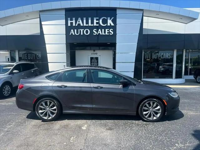 2017 Chrysler 200 S for sale in Bowling Green, OH
