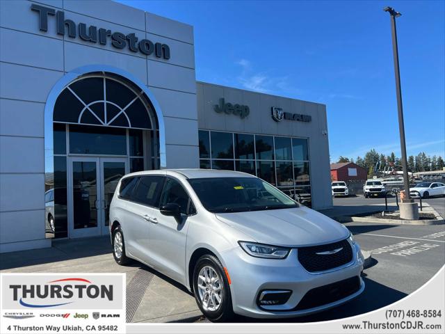2024 Chrysler Pacifica Touring L for sale in Ukiah, CA