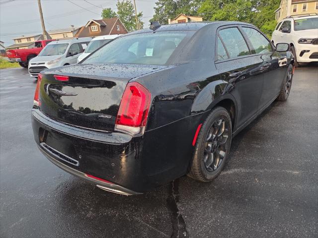 2022 Chrysler 300 Touring L AWD