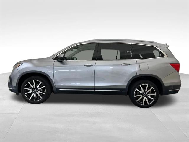 2020 Honda Pilot AWD Touring 8 Passenger 2020 Honda Pilot AWD Touring 8 Passenger