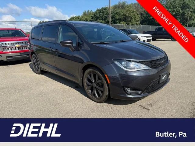 2020 Chrysler Pacifica Touring L 2020 Chrysler Pacifica Touring L