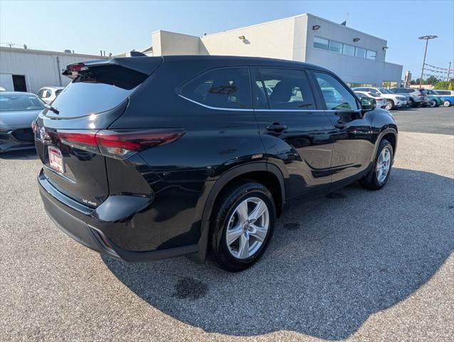 2025 Toyota Highlander LE 2025 Toyota Highlander LE