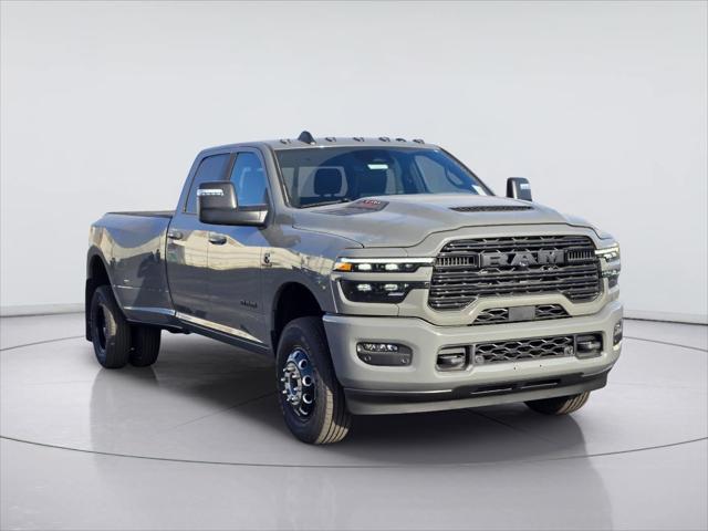 2026 RAM Ram 3500 RAM 3500 LARAMIE CREW CAB 4X4 8 BOX
