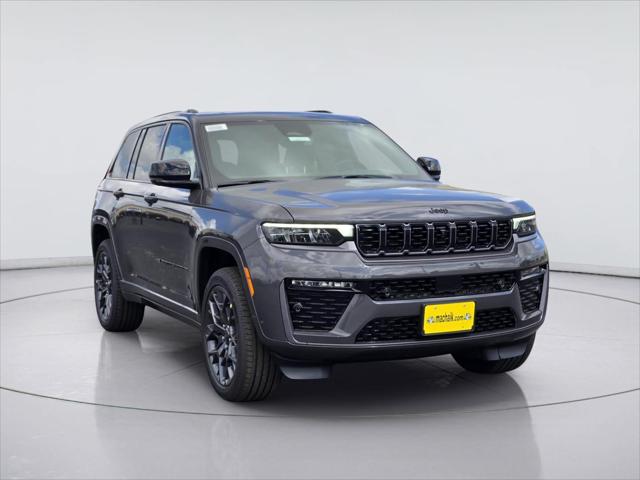 2026 Jeep Grand Cherokee GRAND CHEROKEE SUMMIT 4X4