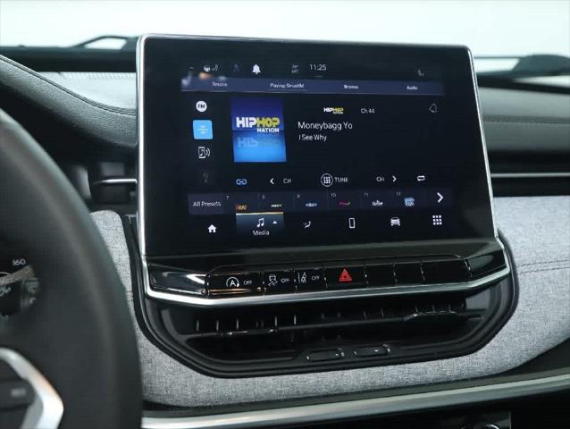 2024 Jeep Compass Latitude Lux FWD