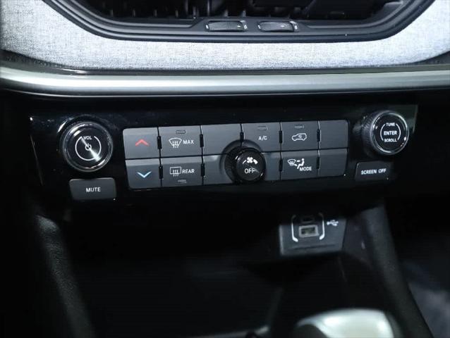 2024 Jeep Compass Latitude Lux FWD