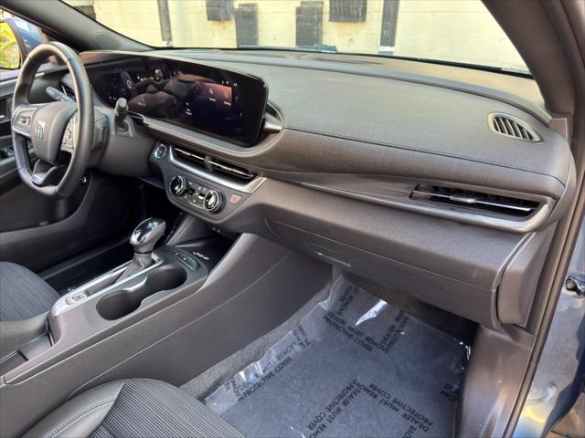 2024 Buick NV Preferred FWD