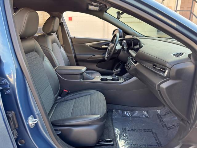 2024 Buick NV Preferred FWD
