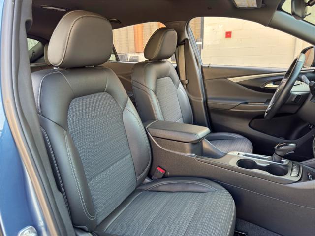 2024 Buick NV Preferred FWD