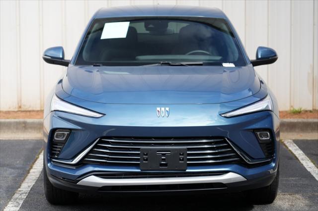 2024 Buick NV Preferred FWD