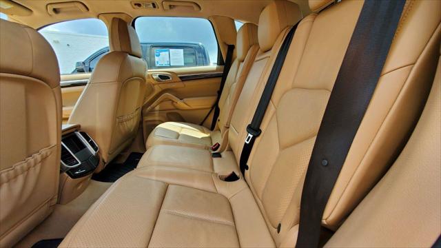 2012 Porsche Cayenne S