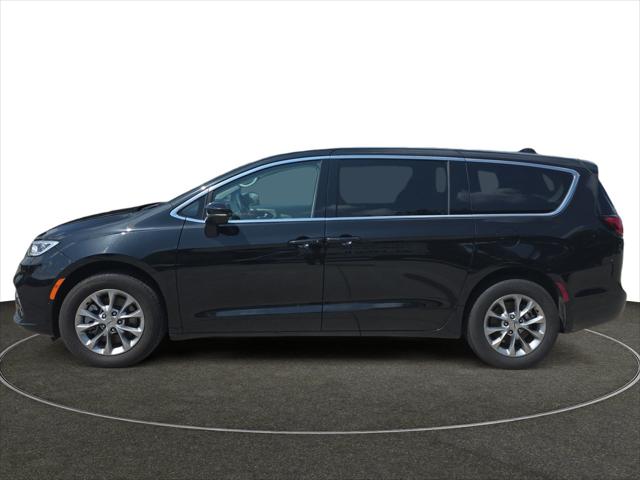 2023 Chrysler Pacifica Touring L AWD