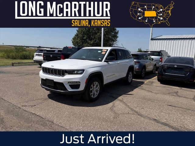2023 Jeep Grand Cherokee Limited 4x4 for sale in Salina, KS