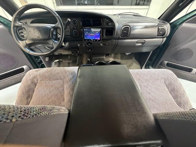 2001 Dodge Ram 2500 SLT Plus 4x4 5.9L CUMMINS DIESEL/ONLY 59,000 MILES