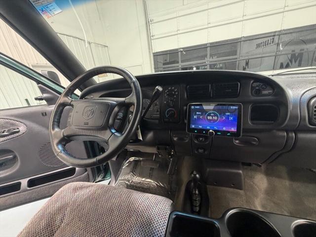 2001 Dodge Ram 2500 SLT Plus 4x4 5.9L CUMMINS DIESEL/ONLY 59,000 MILES