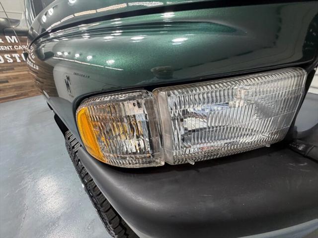 2001 Dodge Ram 2500 SLT Plus 4x4 5.9L CUMMINS DIESEL/ONLY 59,000 MILES