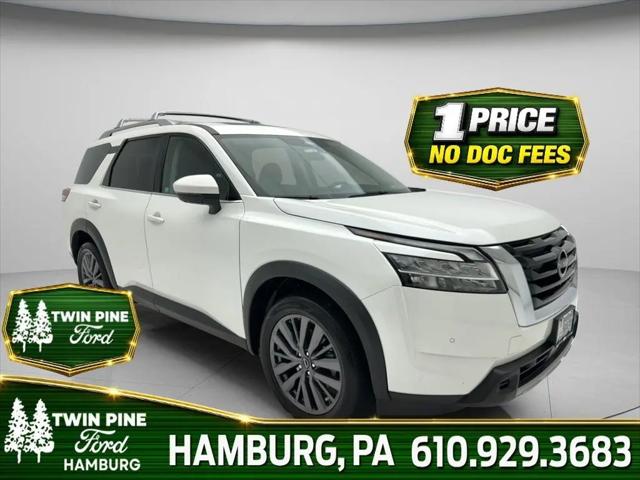 2023 Nissan Pathfinder SL 4WD for sale in Hamburg, PA