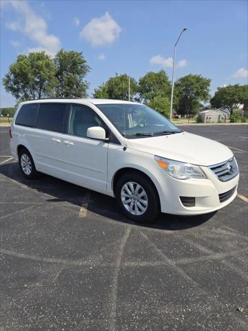 2012 Volkswagen Routan SE for sale in Waukesha, WI