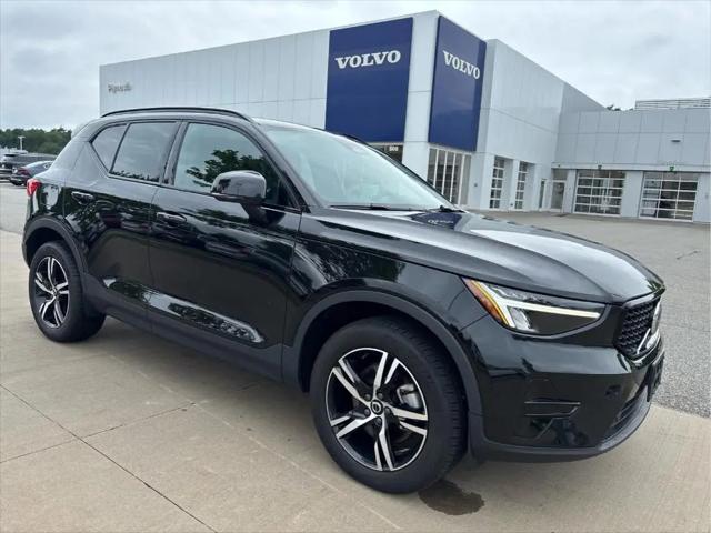 2024 Volvo XC40 B5 Core Dark Theme for sale in Plymouth, MA