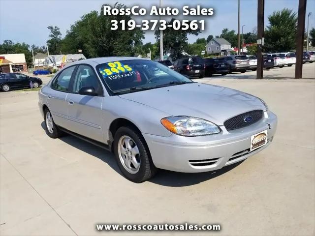 2007 Ford Taurus SE for sale in Cedar Rapids, IA