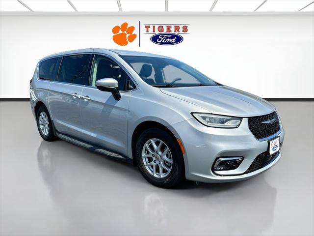 2023 Chrysler Pacifica Touring L for sale in West Union, SC