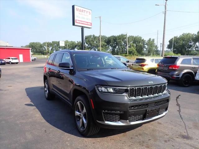 2021 Jeep Grand Cherokee Limited 4x4 for sale in Savage, MN