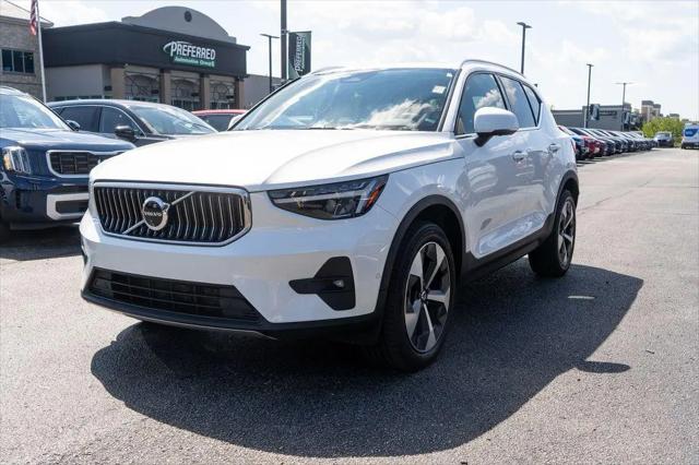2024 Volvo XC40 B5 Plus Bright Theme for sale in Fort Wayne, IN