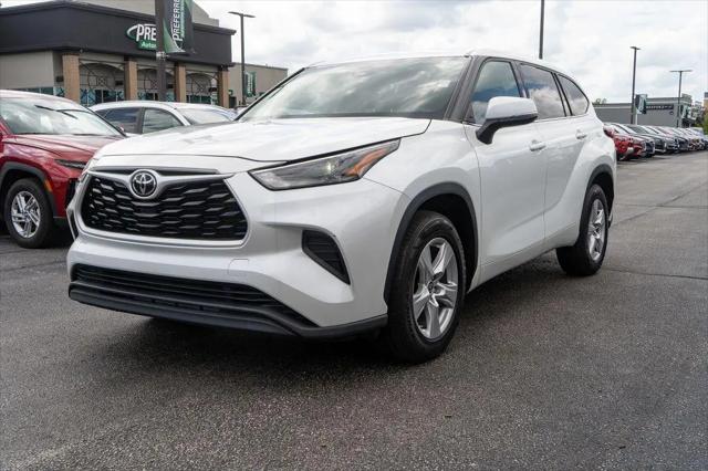 2022 Toyota Highlander L for sale in Fort Wayne, IN