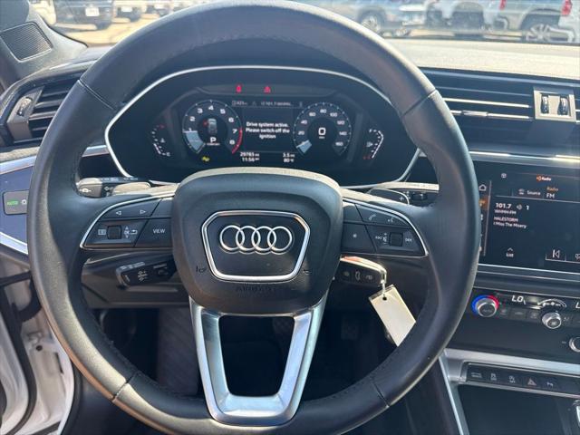 2025 Audi Q3 Premium 45 TFSI S line quattro Tiptronic