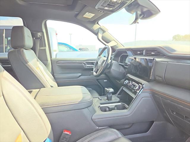2025 GMC Sierra 1500 4WD Crew Cab Short Box AT4