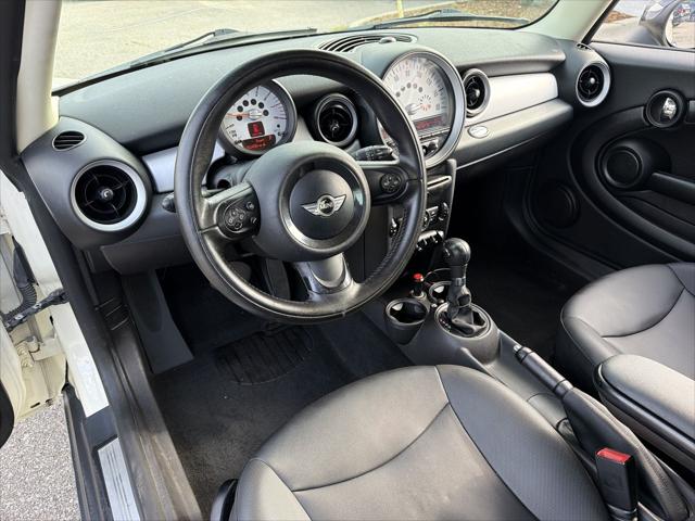 2011 MINI Cooper Base