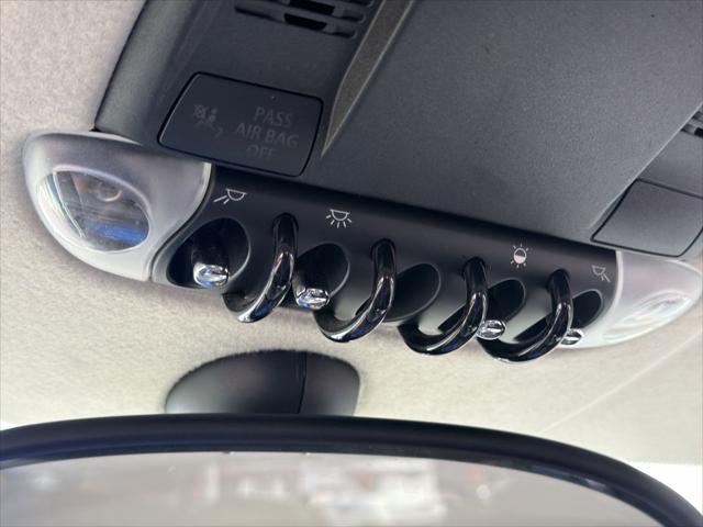 2011 MINI Cooper Base