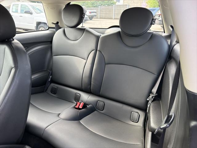 2011 MINI Cooper Base