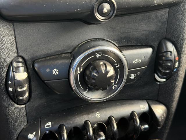 2011 MINI Cooper Base