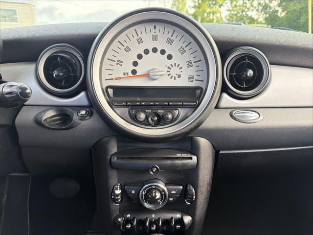 2011 MINI Cooper Base