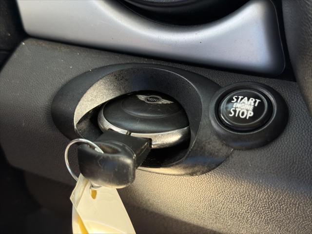2011 MINI Cooper Base