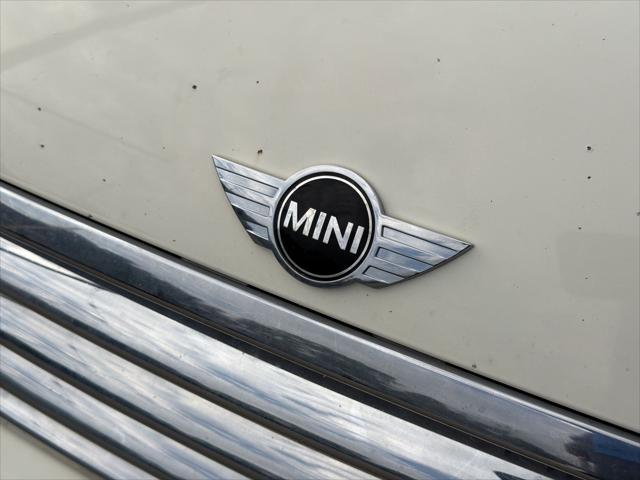 2011 MINI Cooper Base